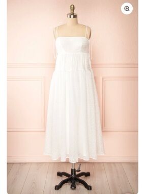 Storia White Textured Spaghetti-Strap Midi Dress